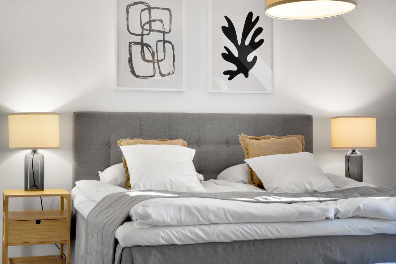 Sanders Leaves - Precious Two-bedroom Penthouse In Downtown Leilighet