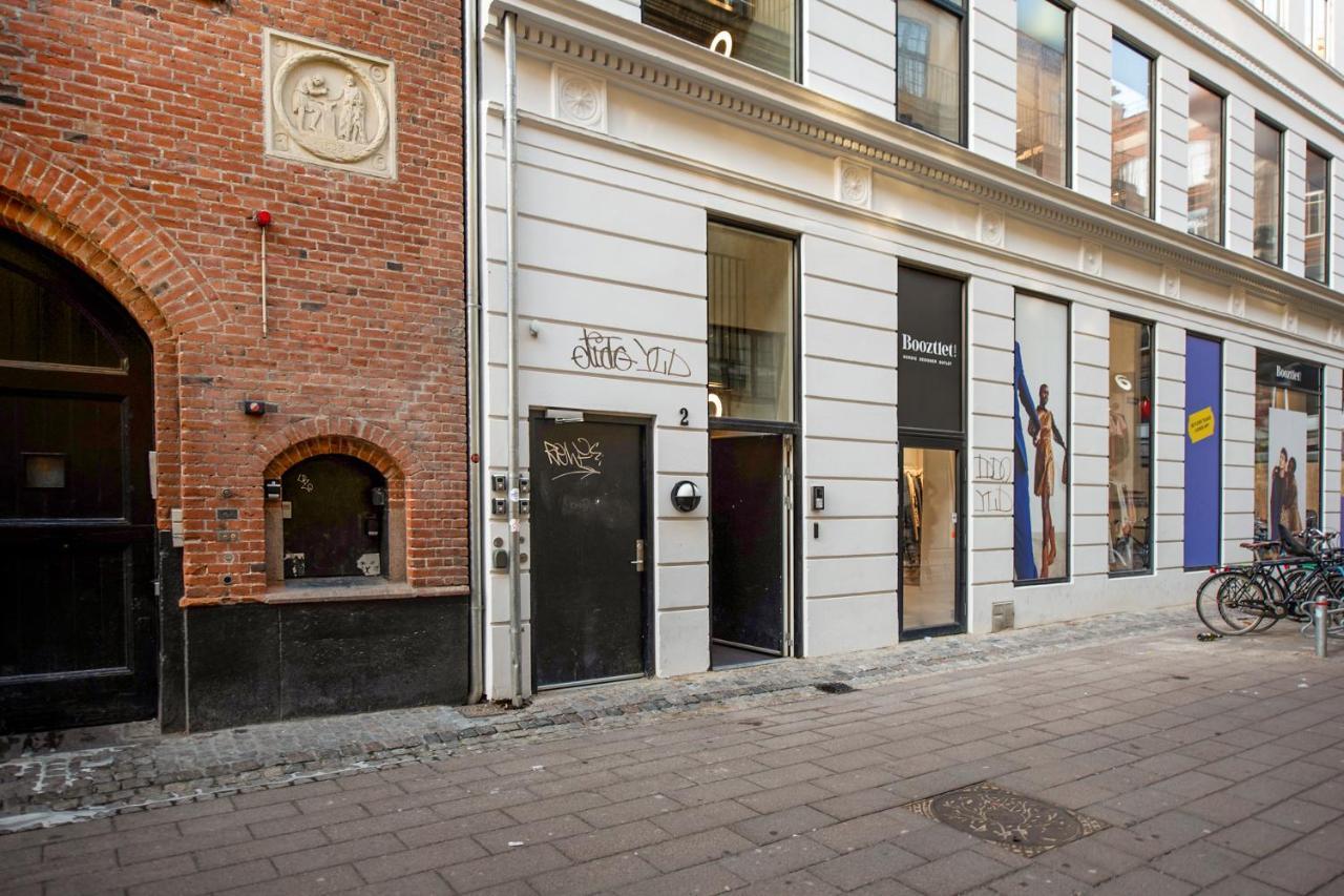 Leilighet Sanders Leaves - Precious Two-bedroom Penthouse In Downtown København